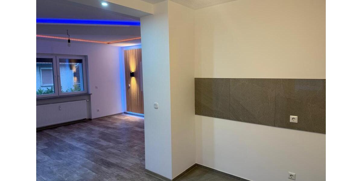 Etagenwohnung Ludwigshafen am Rhein Edigheim - 3 Zimmer, 90 m&sup2;, 1.000&euro; | Angebot:26116243