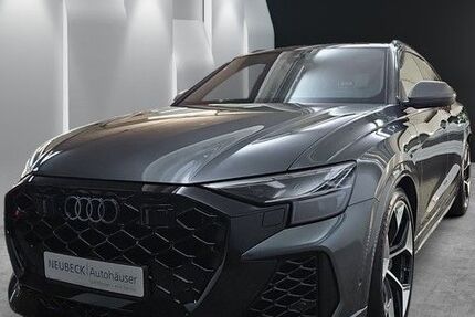 Audi RSQ8 4.999 km 165.900 &euro; Speyer 67346