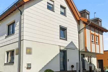 Haus Plankstadt - 7 Zimmer, 214 m&sup2;, 799.000&euro; | Angebot:27740598