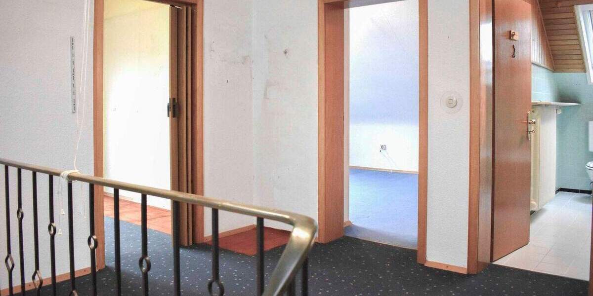 Freistehendes Einfamilienhaus 153 m² 5 Zi. großer Garten, Carport und Garage 610 m² Grundstück frei! 5 zimmer