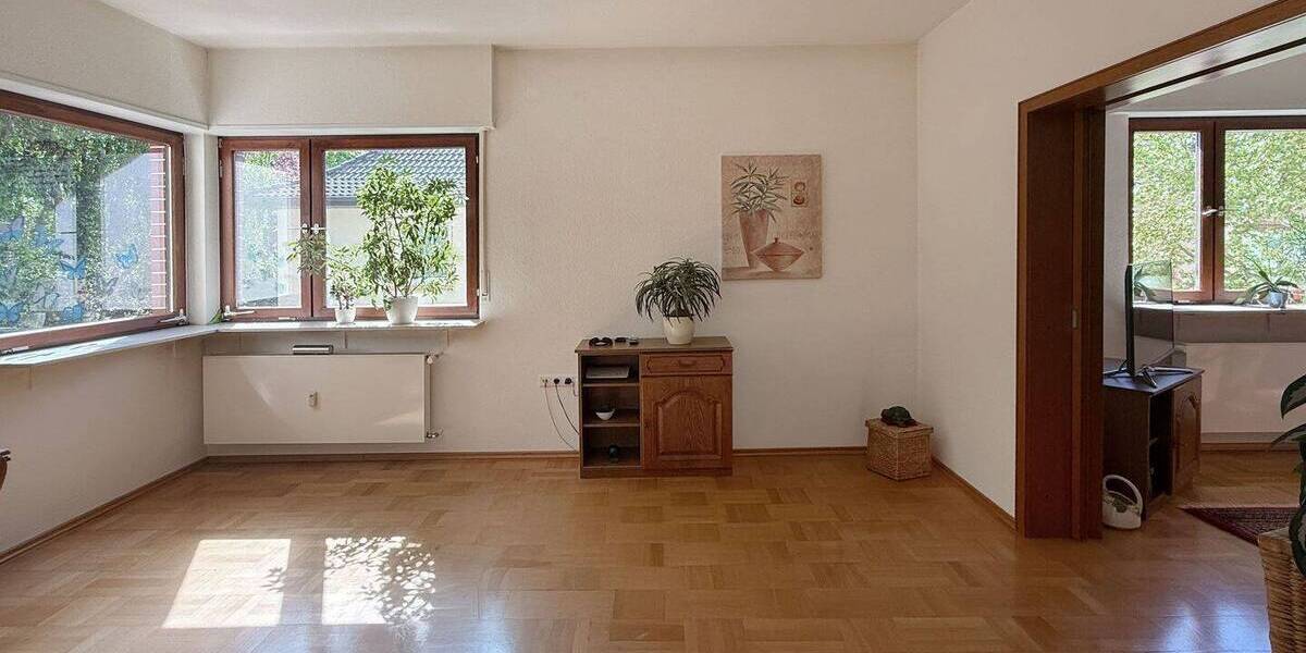 Mehrfamilienhaus, Wohnhaus Hockenheim - 7 Zimmer, 192 m&sup2;, 490.000&euro; | Angebot:26499925