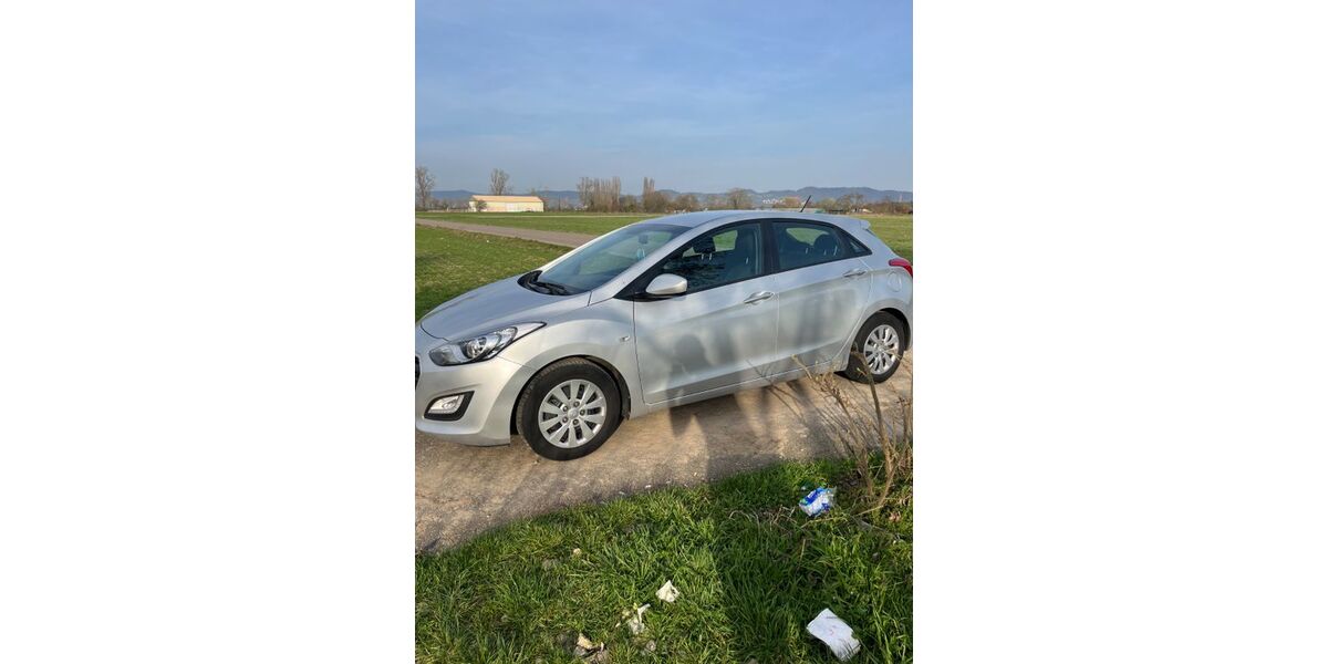 Hyundai i30 38.000 km 9.499 &euro; Viernheim 68519