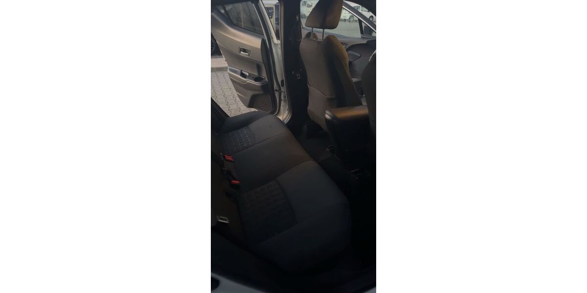 Toyota C-HR 82.300 km 21.000 € Weinheim 69469