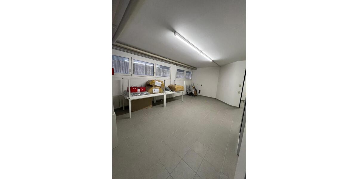 Gewerbeobjekt Sankt Leon-Rot Rot - 1.100&euro; | Angebot:23644582