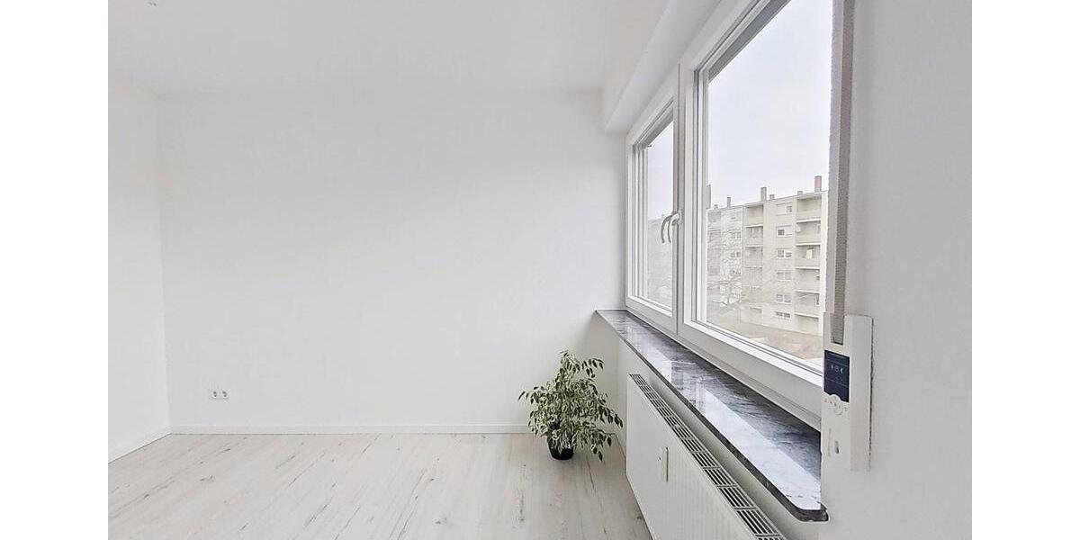 **Frisch modernisiert: Schicke und intelligent geschnittene 3-Zimmer-Wohnung mit BALKON** 3 zimmer