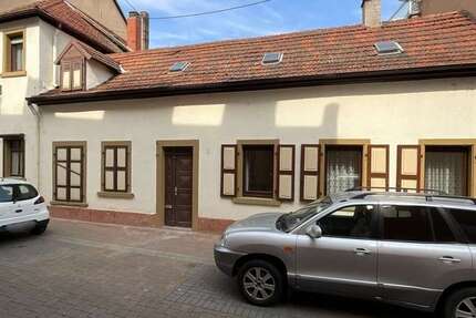 Haus zum Kaufen in Ludwigshafen 225.000 € 106 m² 6 zimmer