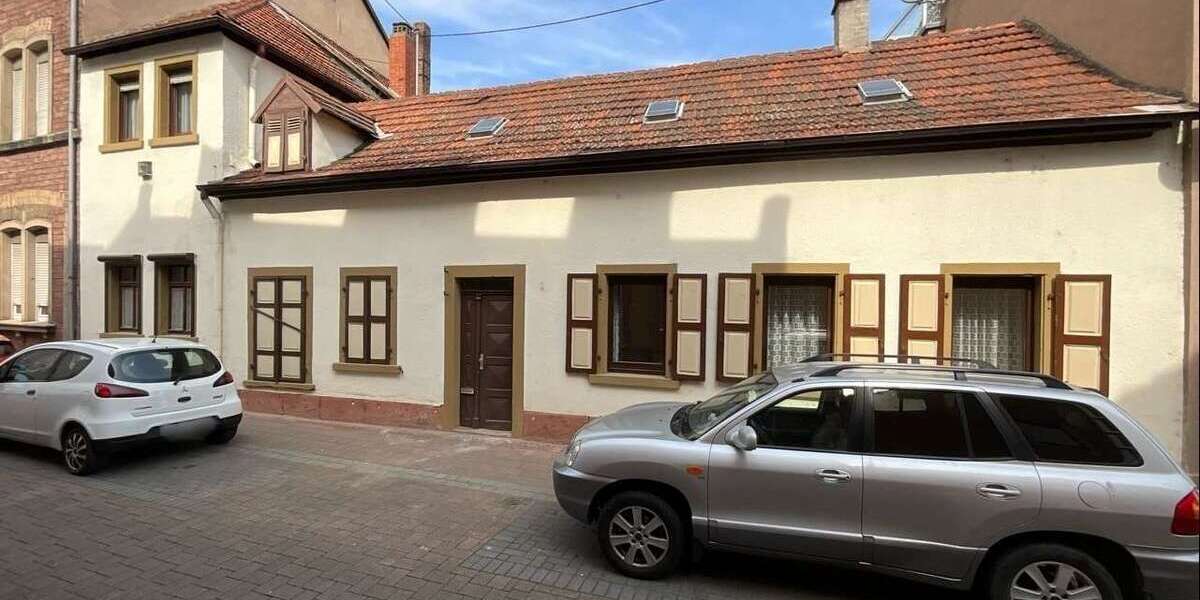 Haus zum Kaufen in Ludwigshafen 225.000 € 106 m² 6 zimmer