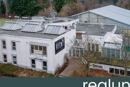 Sale-and-Lease-Back: Etablierter Sportstandort mit Wachstumsperspektive - nur bei realunis zimmer