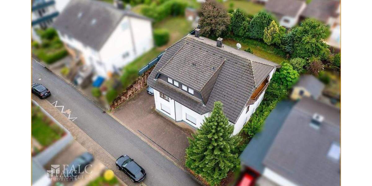 Mehrfamilienhaus, Wohnhaus Wiesloch / Baiertal Baiertal - 9 Zimmer, 351 m&sup2;, 799.000&euro; | Angebot:25390604