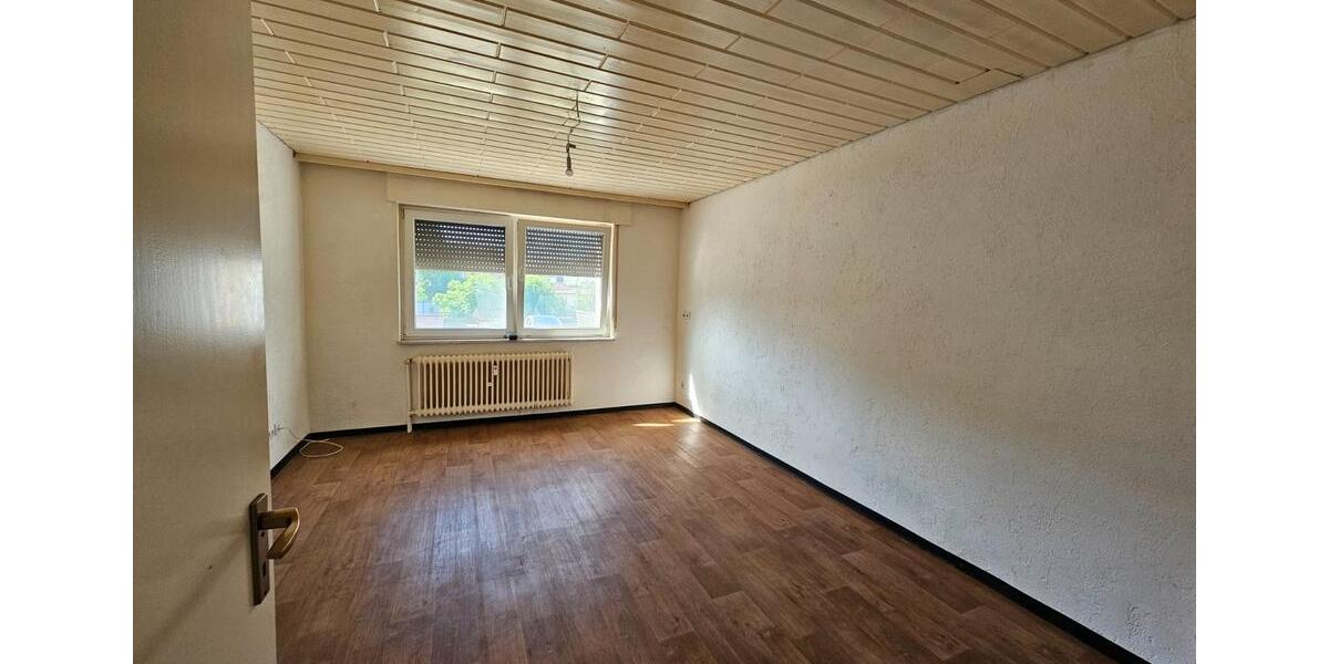 Erdgeschoßwohnung Lampertheim - 2 Zimmer, 71 m&sup2;, 800&euro; | Angebot:26340533