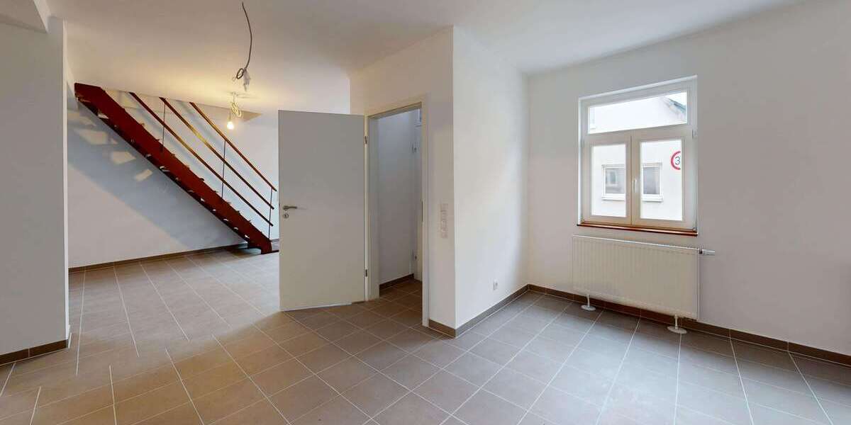 Einfamilienhaus Hambrücken - 7 Zimmer, 161 m&sup2;, 449.000&euro; | Angebot:23471151
