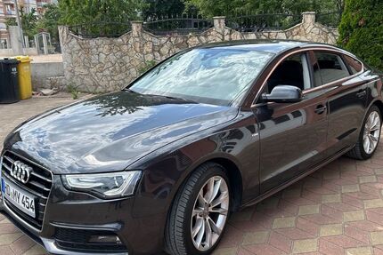 Audi A5 175.000 km 12.100 &euro; Brühl 68782