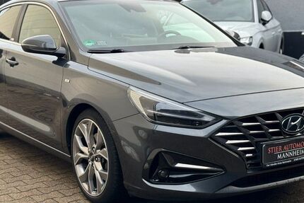 Hyundai i30 93.000 km 16.950 &euro; Mannheim 68199