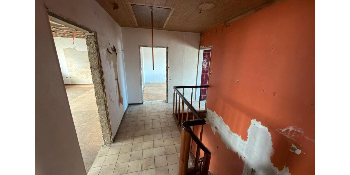 Reihenhaus Hockenheim - 7 Zimmer, 148 m&sup2;, 397.000&euro; | Angebot:25080419