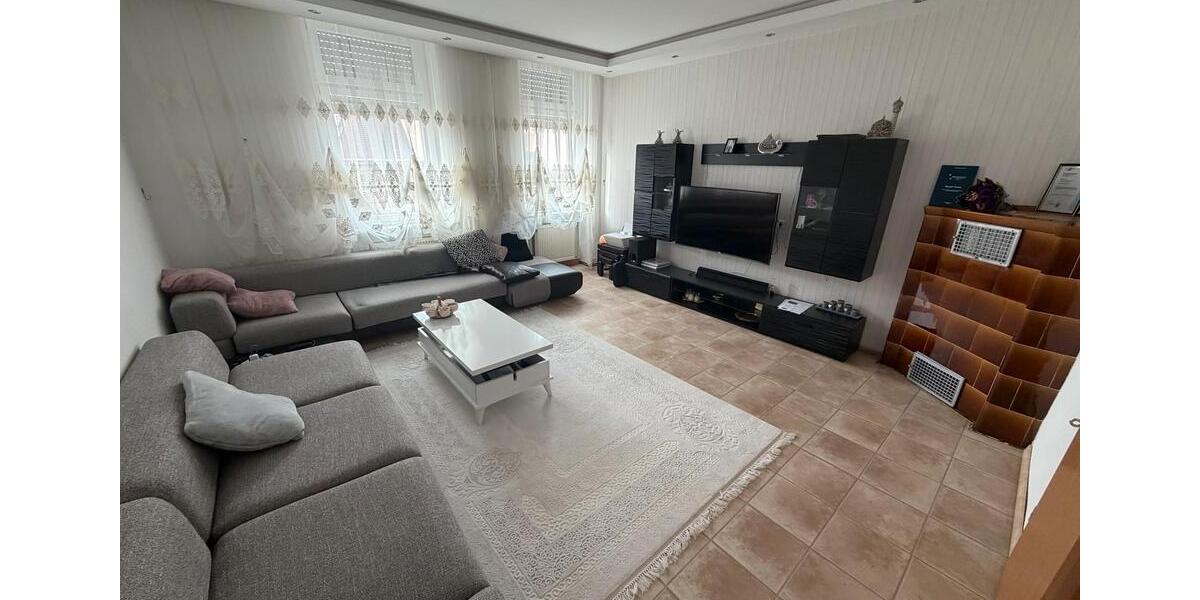 Etagenwohnung Frankenthal (Pfalz) - 5 Zimmer, 170 m&sup2;, 320.000&euro; | Angebot:26912421