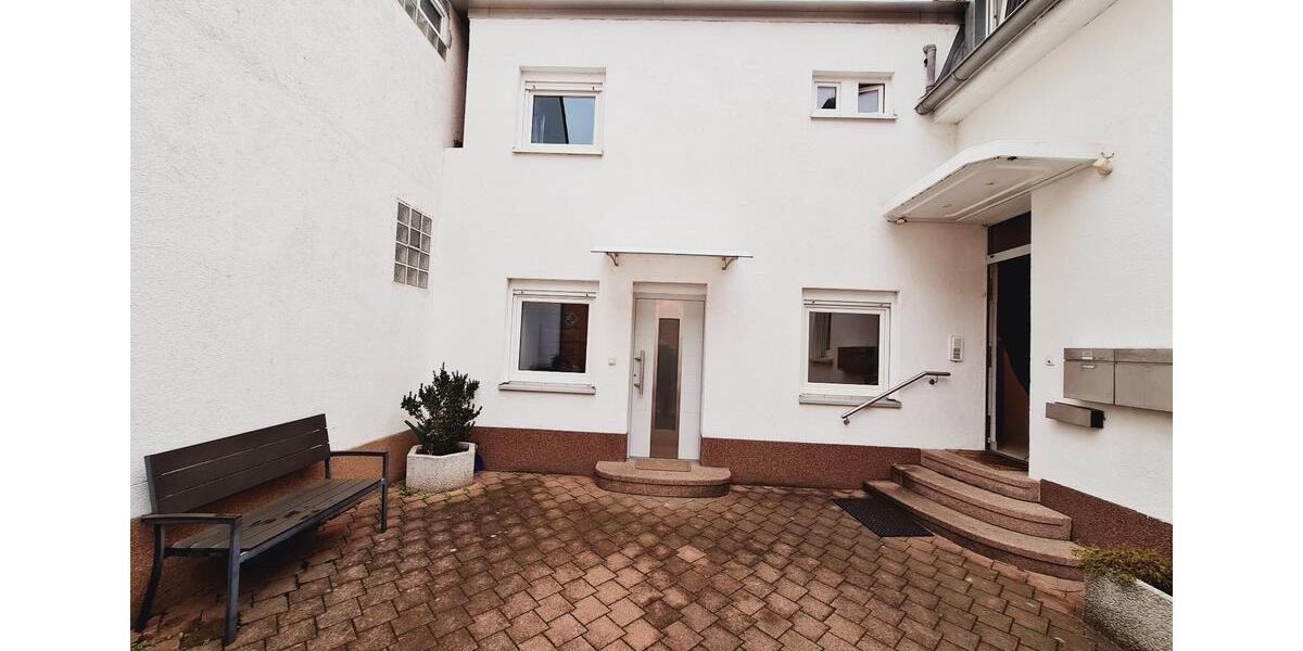 Sehr schöne möblierte Wohnung in Mannheim-Wallstadt 1.5 zimmer