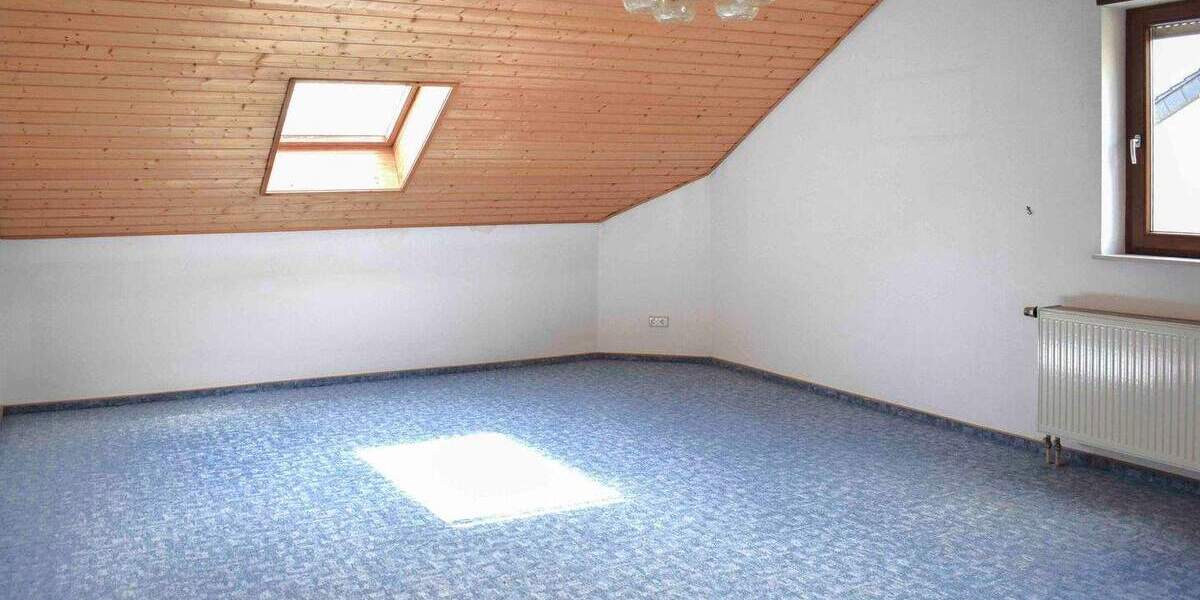 Mehrfamilienhaus, Wohnhaus Sinsheim Steinsfurt - 6 Zimmer, 166 m&sup2;, 575.000&euro; | Angebot:25718943