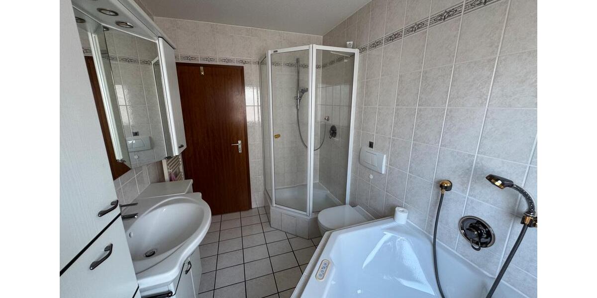 Charmante Dachgeschosswohnung in Hirschberg an der Bergstraße 3.5 zimmer