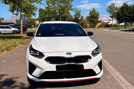 Kia pro ceed / ProCeed 91.000 km 18.499 &euro; Schifferstadt 67105