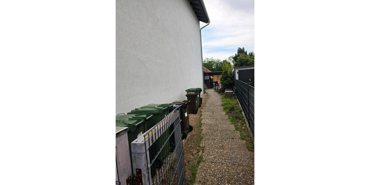 Etagenwohnung Brühl - 4.5 Zimmer, 130 m&sup2;, 450.000&euro; | Angebot:26836515