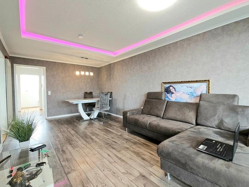 Geschmackvolle, gepflegte 3-Zimmer-Wohnung mit Balkon und EBK