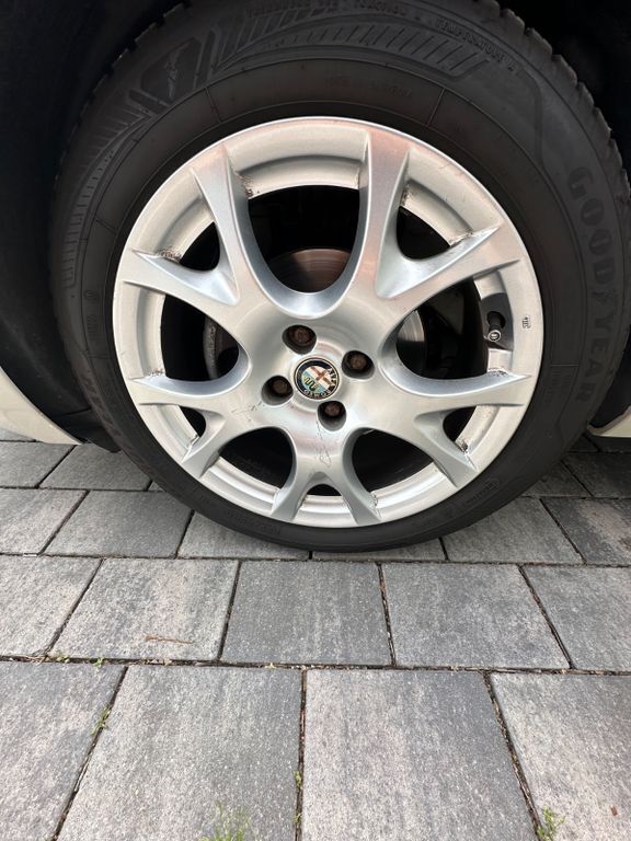 Alfa Romeo MiTo 73.000 km 7.100 € Limburgerhof 67117