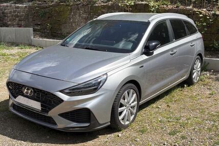 Hyundai i30 105.000 km 13.300 &euro; Neckargemünd 69151