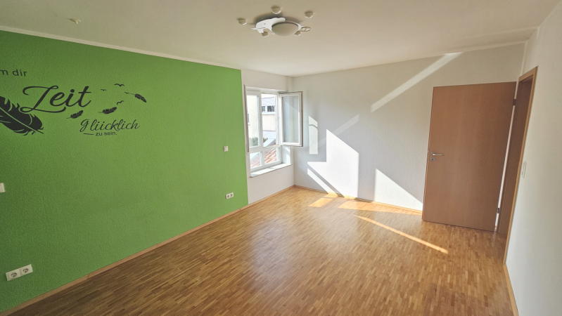 ObjNr:19759 - Attraktives Wohnen im gepflegten EFH mit Garten, Terrasse, Balkon und Garage in LU-Maudach - Einfamilienhaus Ludwigshafen am Rhein Mundenheim | Angebot:23602603