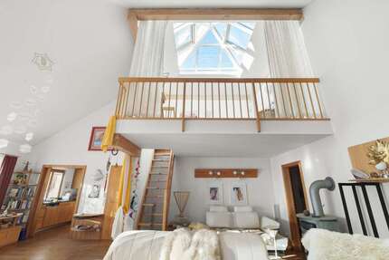 Haus zum Kaufen in Sinsheim Ehrstädt 995.000 € 312 m² 7 zimmer