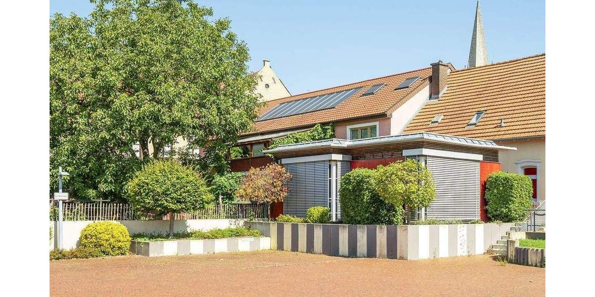 Attraktive Liegenschaft auf weitläufigem Grundstück zimmer