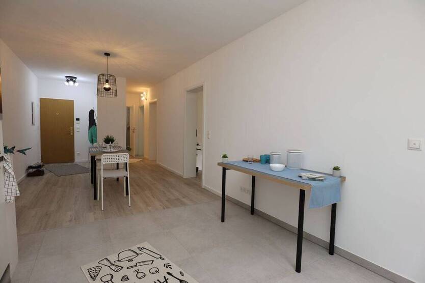 Erstbezug nach Kernsanierung Altersgerechte 3-Zimmer Wohnung mit Aufzug und barrierefreiem Zugang