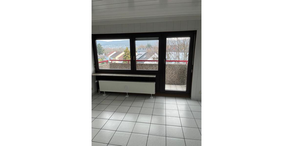 Etagenwohnung Nußloch - 4 Zimmer, 90 m&sup2;, 1.600&euro; | Angebot:26022103