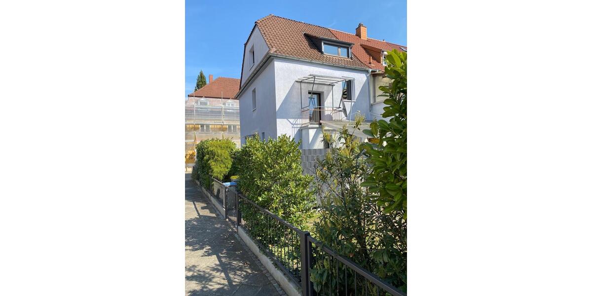 Reihenhaus Mannheim Käfertal - 6 Zimmer, 98 m&sup2;, 1.700&euro; | Angebot:26134282