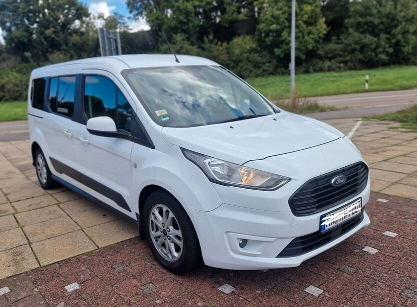 Ford Tourneo Connect 246.000 km 8.600 € Hemsbach 69502