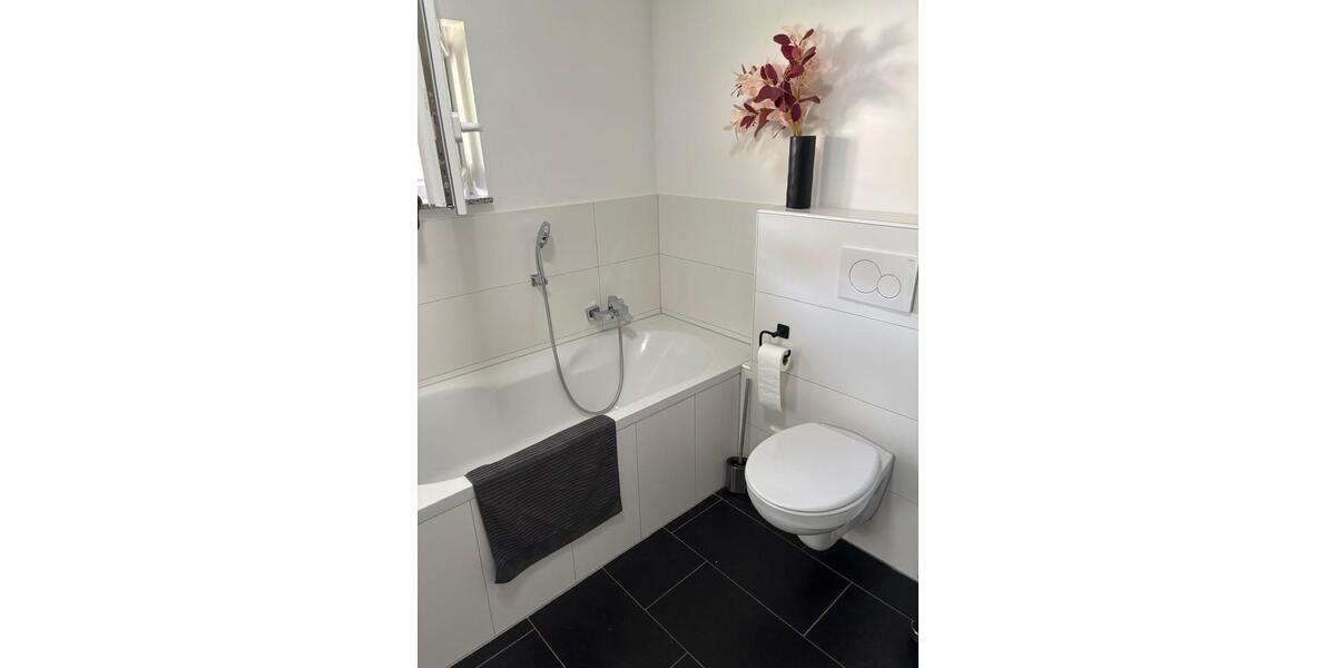 Etagenwohnung Wiesloch - 3 Zimmer, 96 m&sup2;, 1.130&euro; | Angebot:26429223