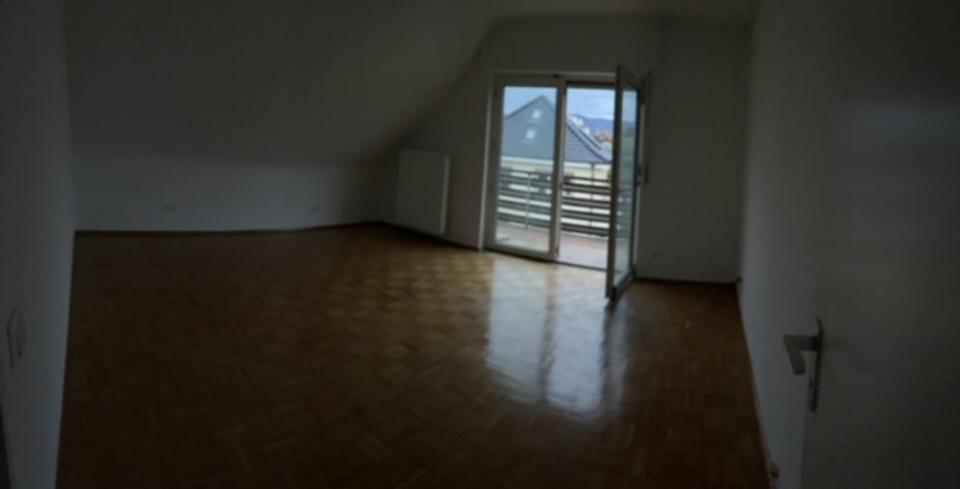 Dachgeschoßwohnung Eppelheim - 3 Zimmer, 84 m&sup2;, 1.350&euro; | Angebot:25547172