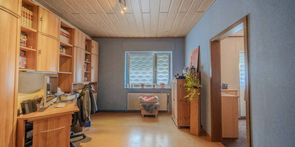 Mehrfamilienhaus, Wohnhaus Ludwigshafen am Rhein Oppau - 7 Zimmer, 227 m&sup2;, 485.000&euro; | Angebot:26616725