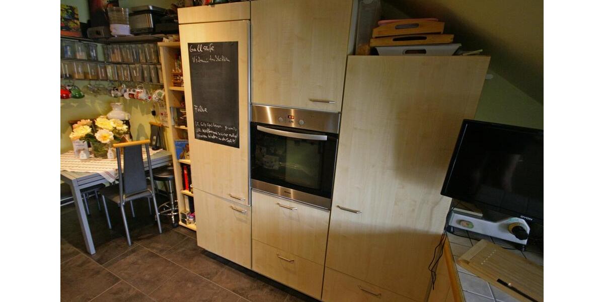 Dachgeschoßwohnung Ludwigshafen am Rhein Parkinsel - 4 Zimmer, 100 m&sup2;, 330.000&euro; | Angebot:26706806