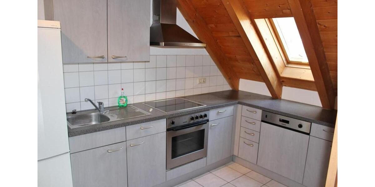 Dachgeschoßwohnung Schriesheim - 3 Zimmer, 80 m&sup2;, 730&euro; | Angebot:26099164