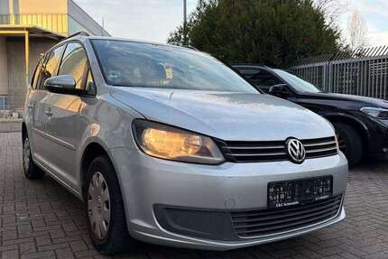 VW Touran 155.572 km 4.999 € Hockenheim 68766
