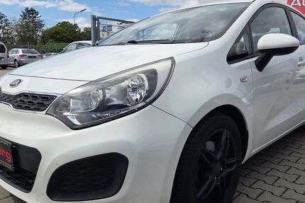Kia Rio 83.046 km 6.250 &euro; Speyer 67346