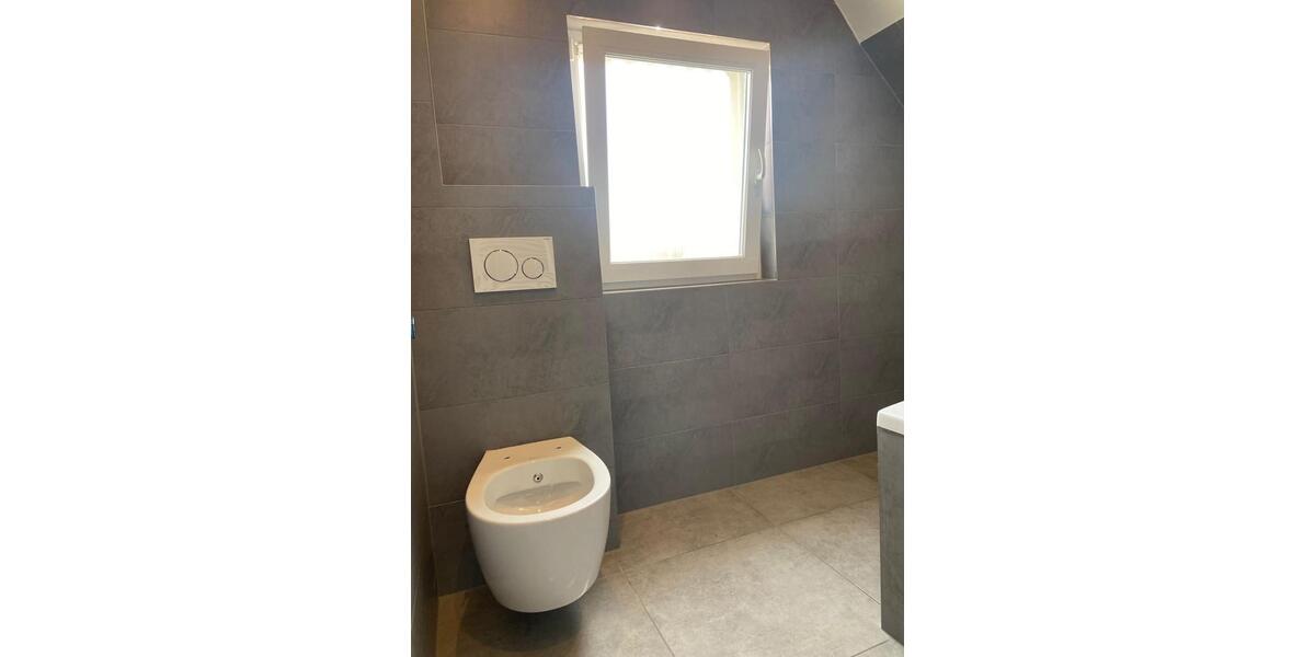 Dachgeschoßwohnung Ludwigshafen am Rhein Edigheim - 2 Zimmer, 50 m&sup2;, 825&euro; | Angebot:26465422