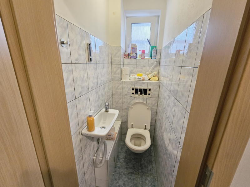 ObjNr:19630 - Gepflegte Doppelhaushälfte in Ludwigshafen Edigheim 5 zimmer