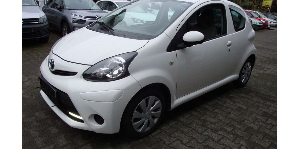 Toyota Aygo (X) 42.100 km 6.799 € Lorsch 64653
