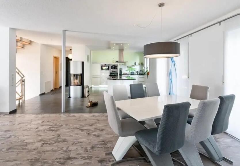 Modernes Einfamilienhaus 160 m² mit Terrasse, Balkon & Fernblick zimmer