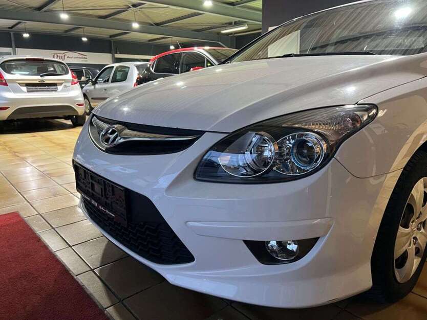 Hyundai i30 116.000 km 3.950 € Oftersheim 68723