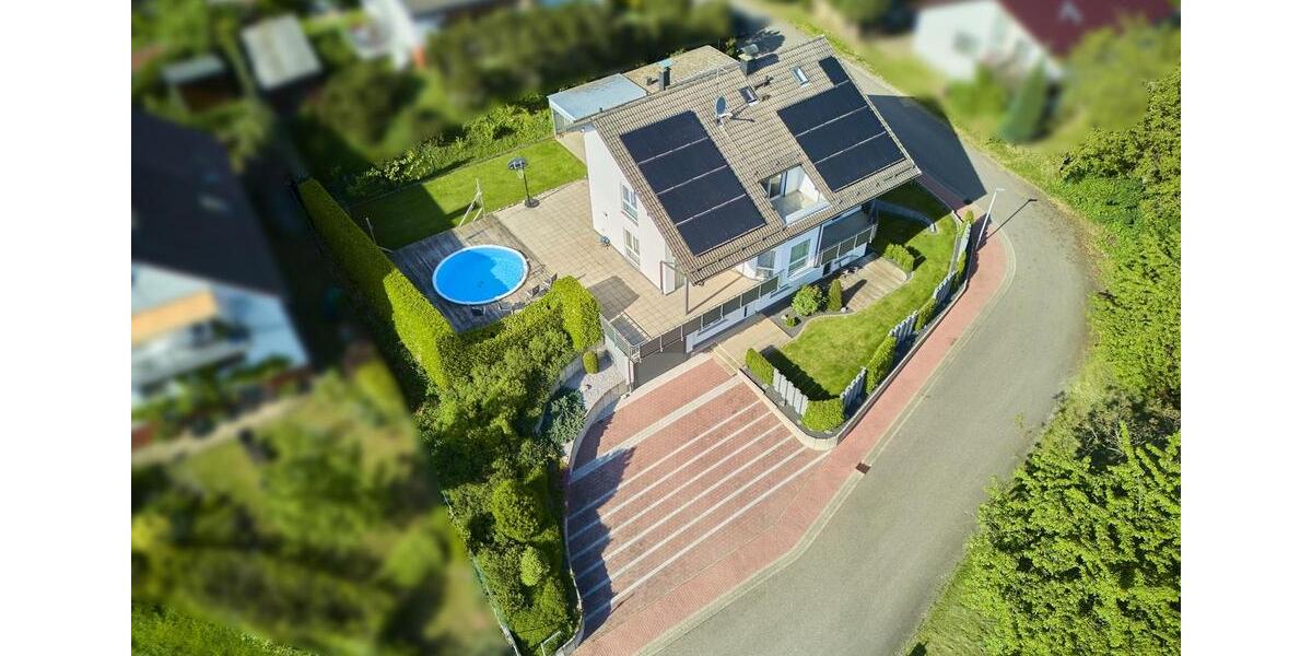 3 Km zur S-Bahn Einfamilienhaus inkl. ELW 9 zimmer