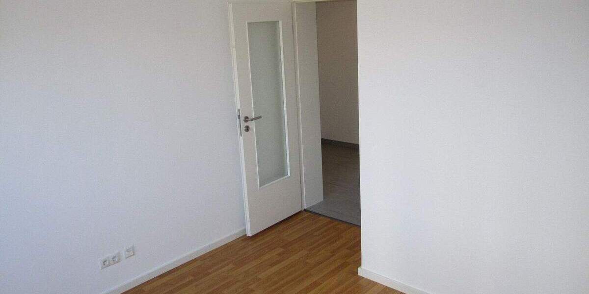 Terrassenwohnung Ludwigshafen am Rhein Süd - 3 Zimmer, 102 m&sup2;, 130.000&euro; | Angebot:25912956