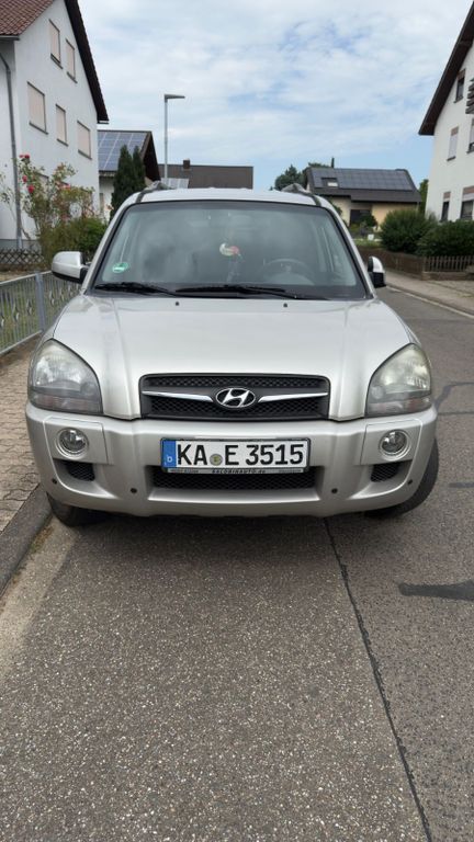 Hyundai TUCSON 134.550 km 4.000 € Ubstadt-Weiher 76698