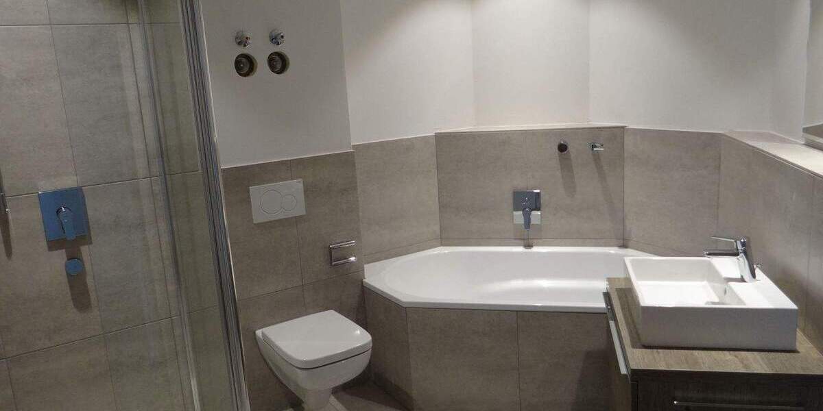 Neuwertig mit Kühloption Eckterrasse und Garten in KfW 55 Effizienz 4 zimmer